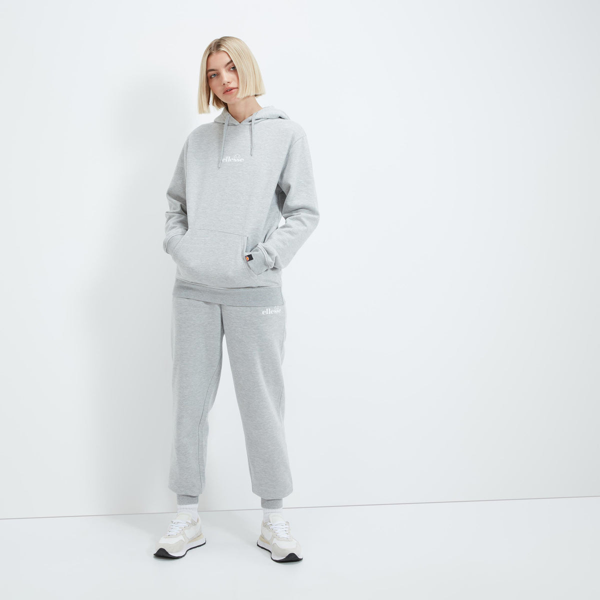Ellesse Jazana OH Hættetrøje Damer - lysegrå,