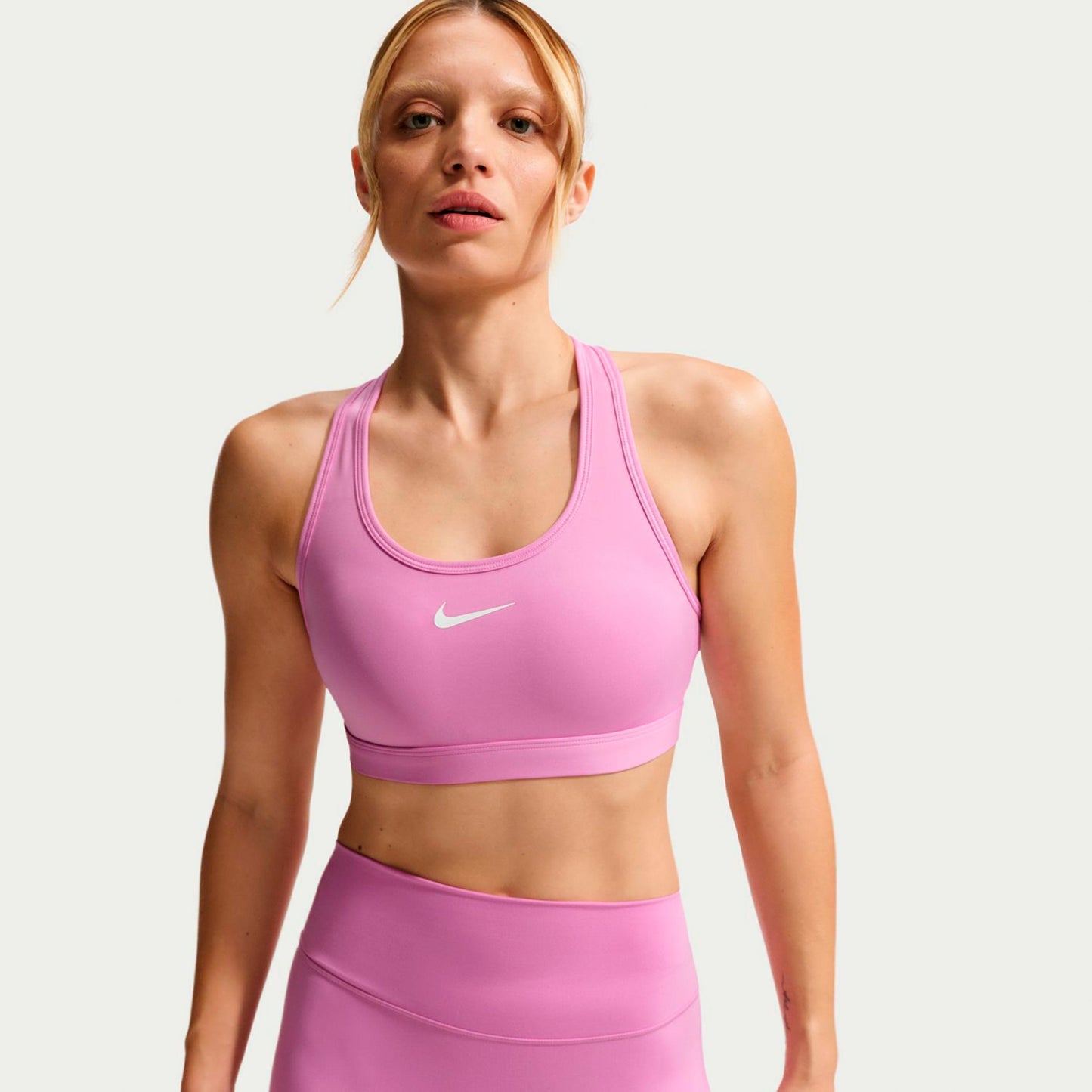 Nike Swoosh Medium Sports-BH Damer - lilla