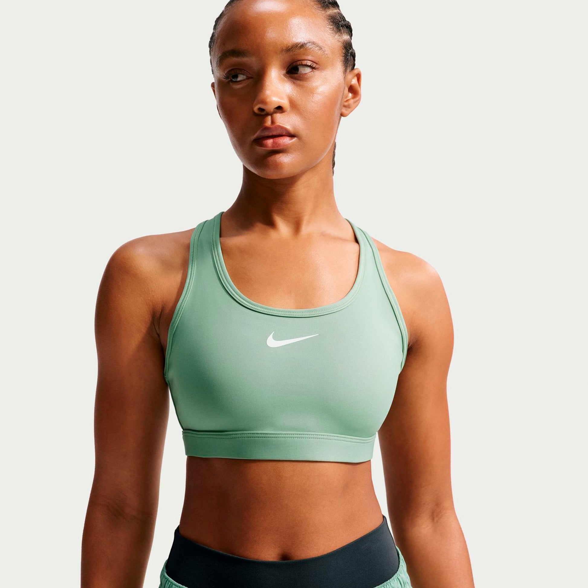 Nike Swoosh Medium Sports-BH Damer - vis, hvid