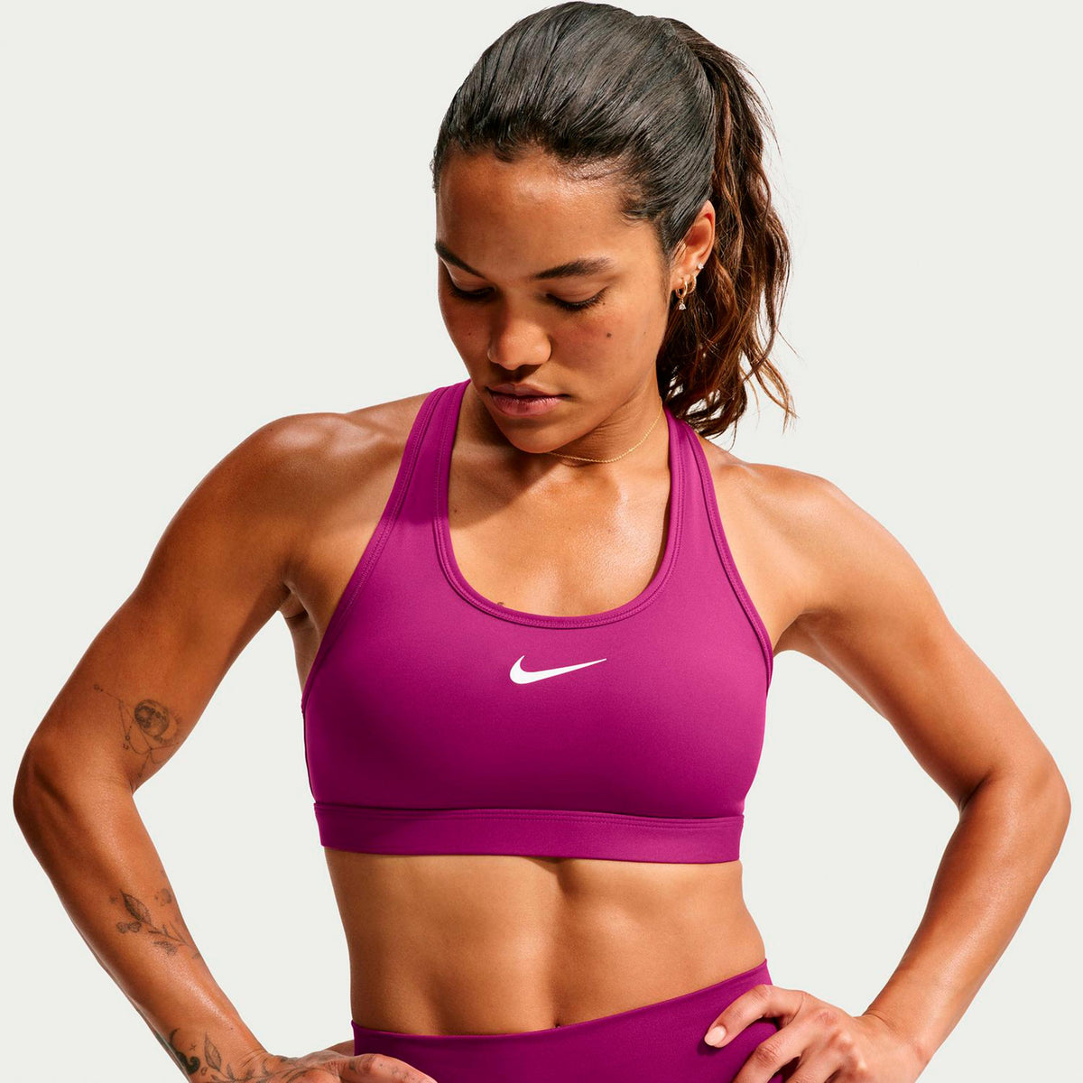Nike Swoosh Medium Sports-BH Damer - bær, bær