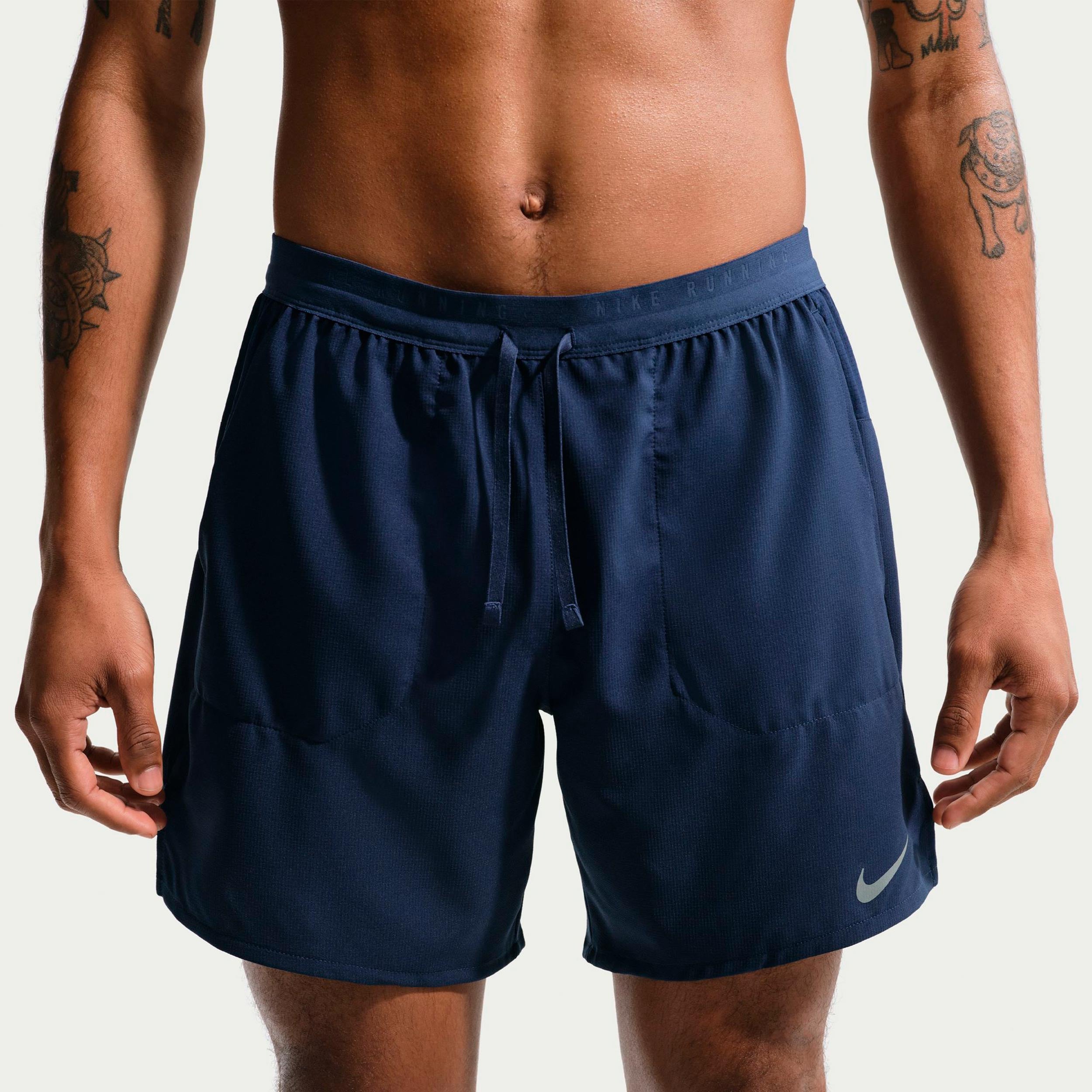 Nike STRIDE 2IN1 7IN  Løbeshorts Herrer - mørkeblå, sølv