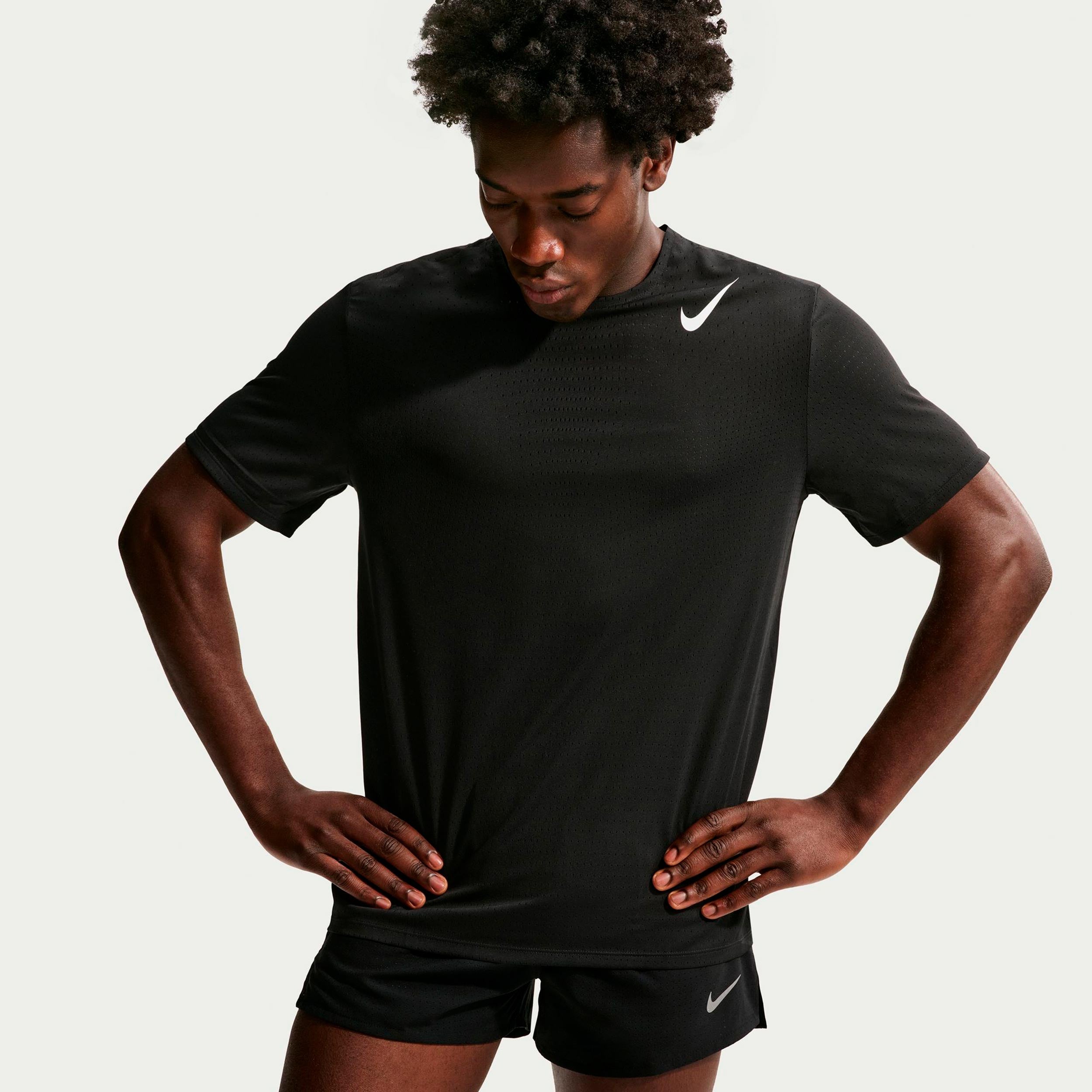 Nike Aeroswift Løbetrøje Herrer - sort, hvid