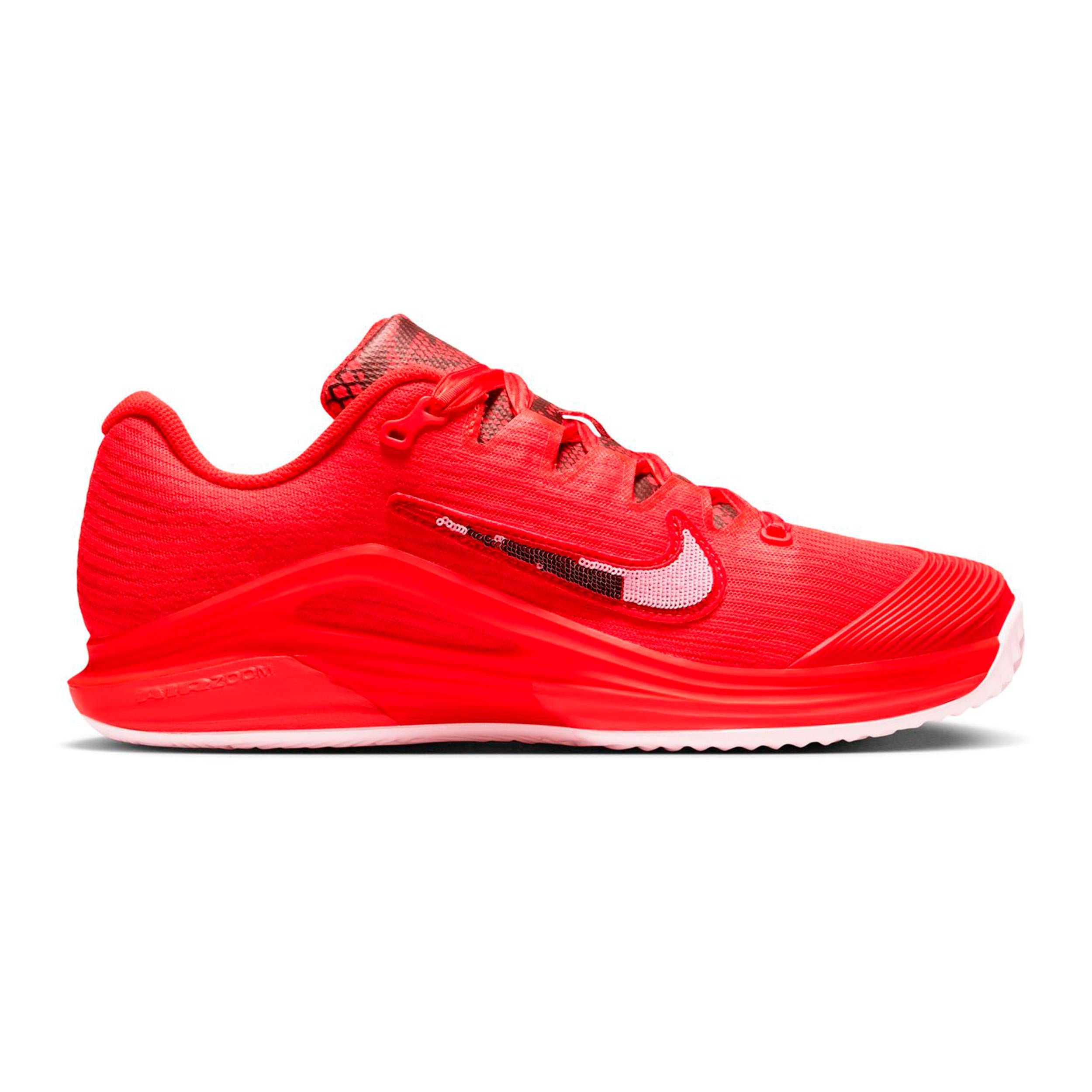 Nike Vapor 12 Aryna Sabalenka Grusbanesko Damer - rød, flerfarvet