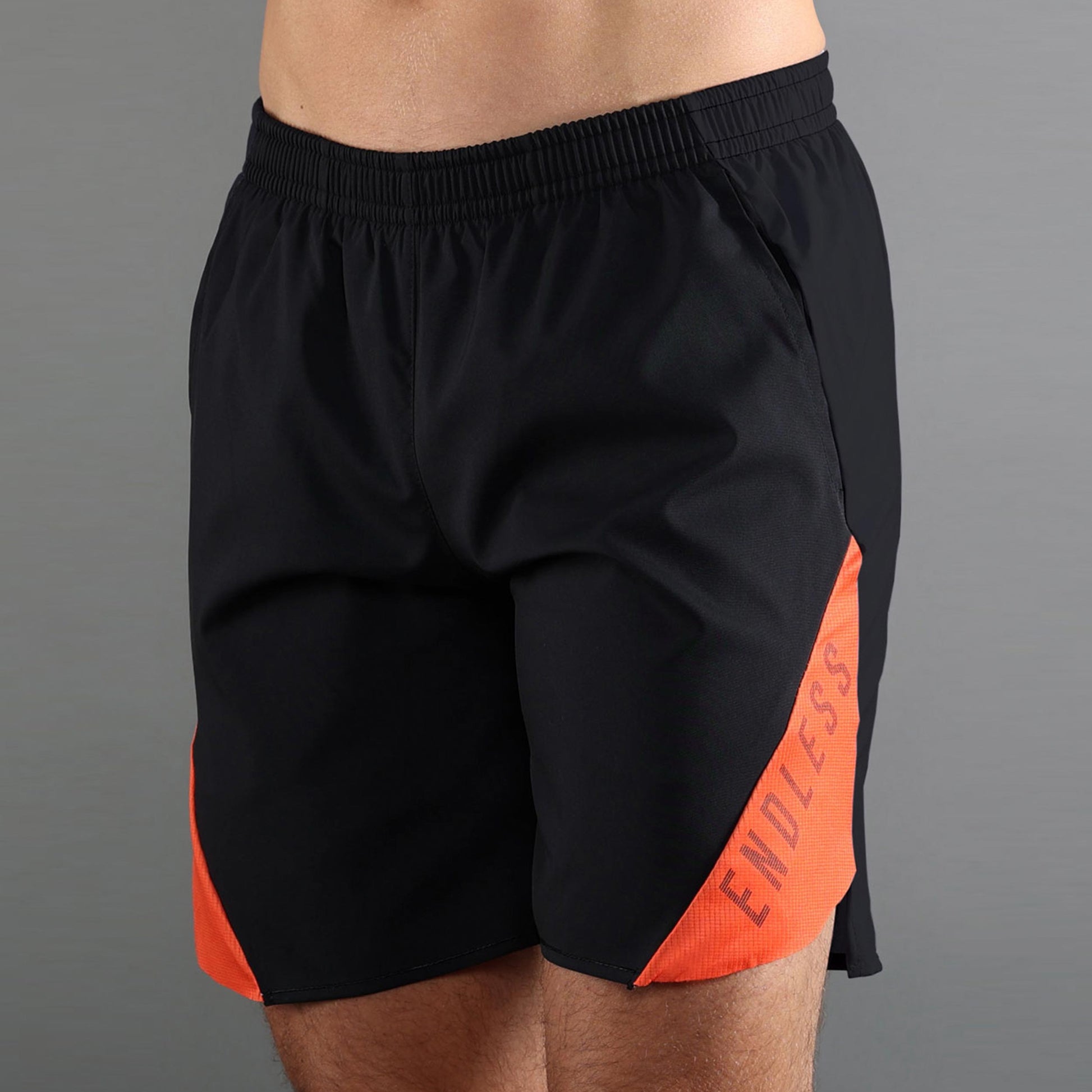 Endless PHOENIX Shorts Herrer - sort, orange