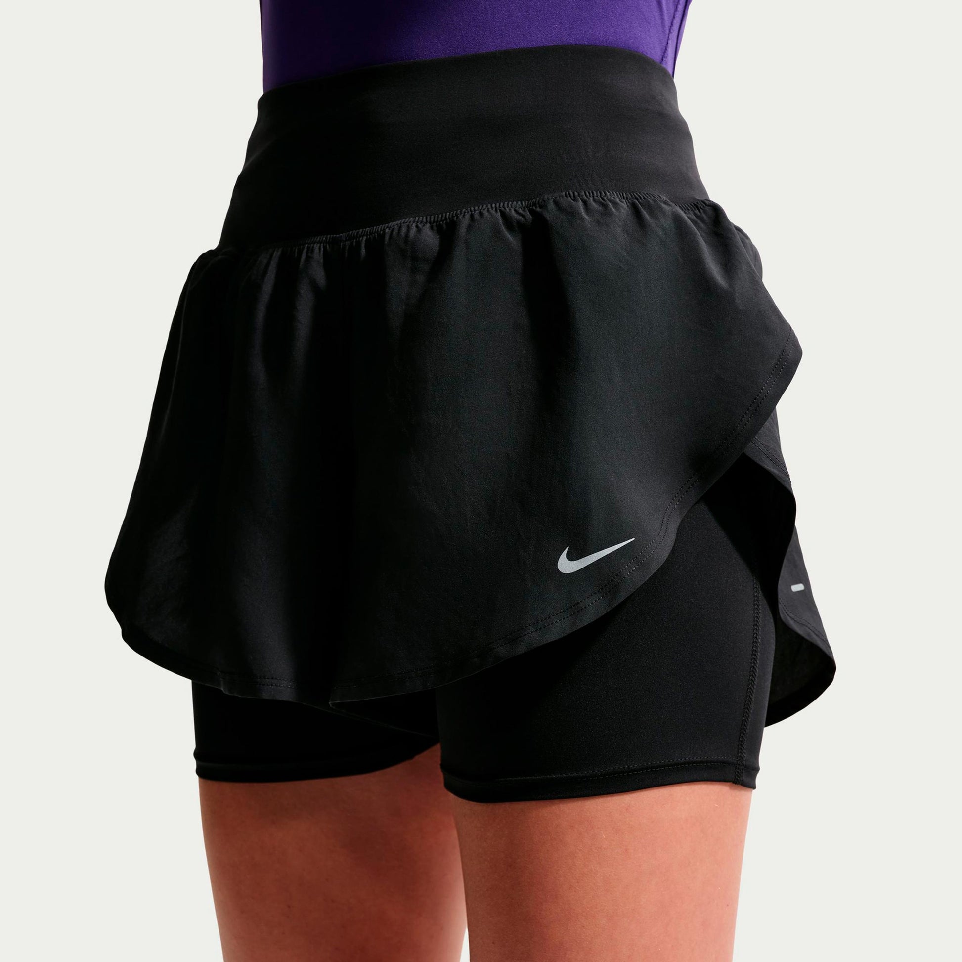 Nike Flow 2in1  Løbeshorts Damer - sort, sort