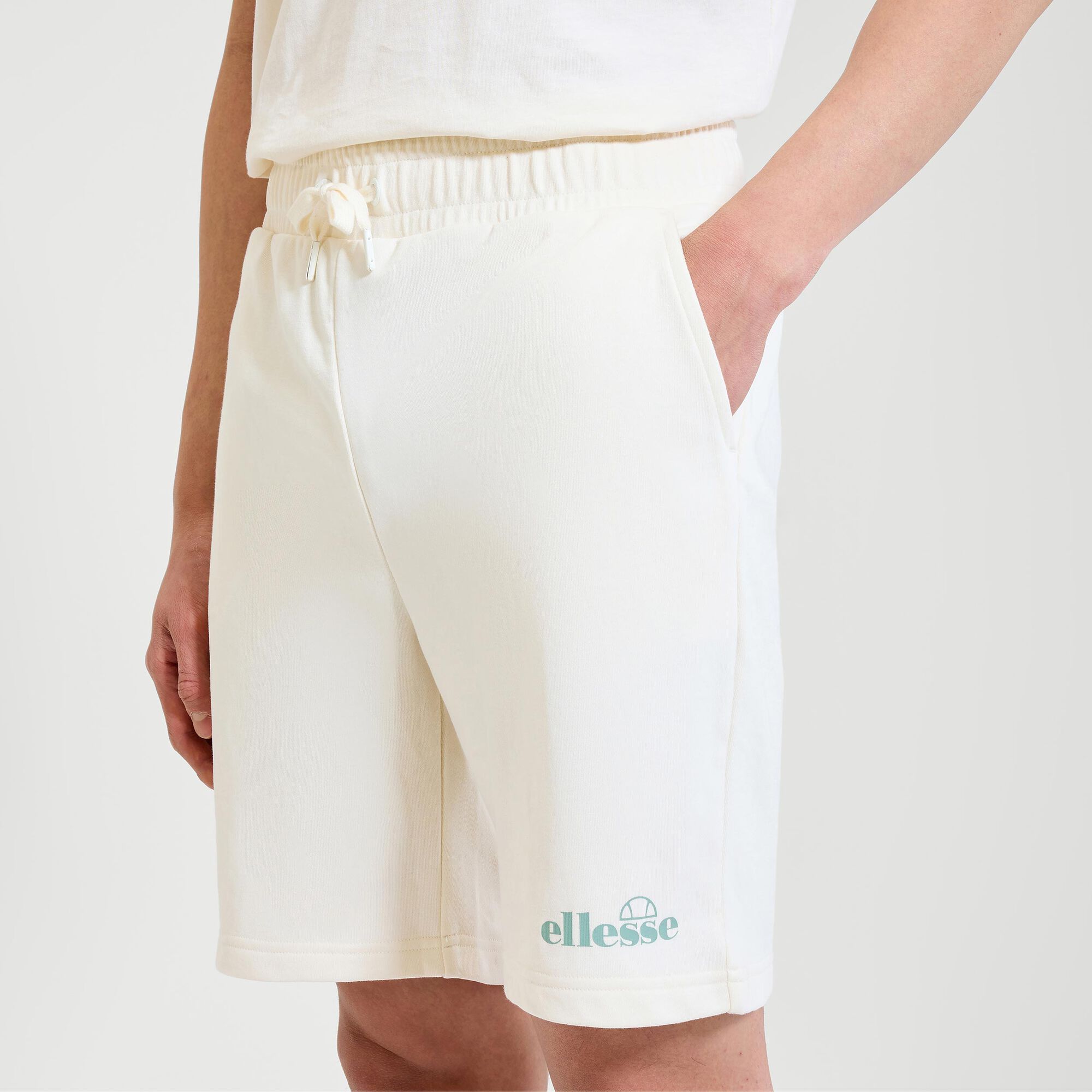 Ellesse