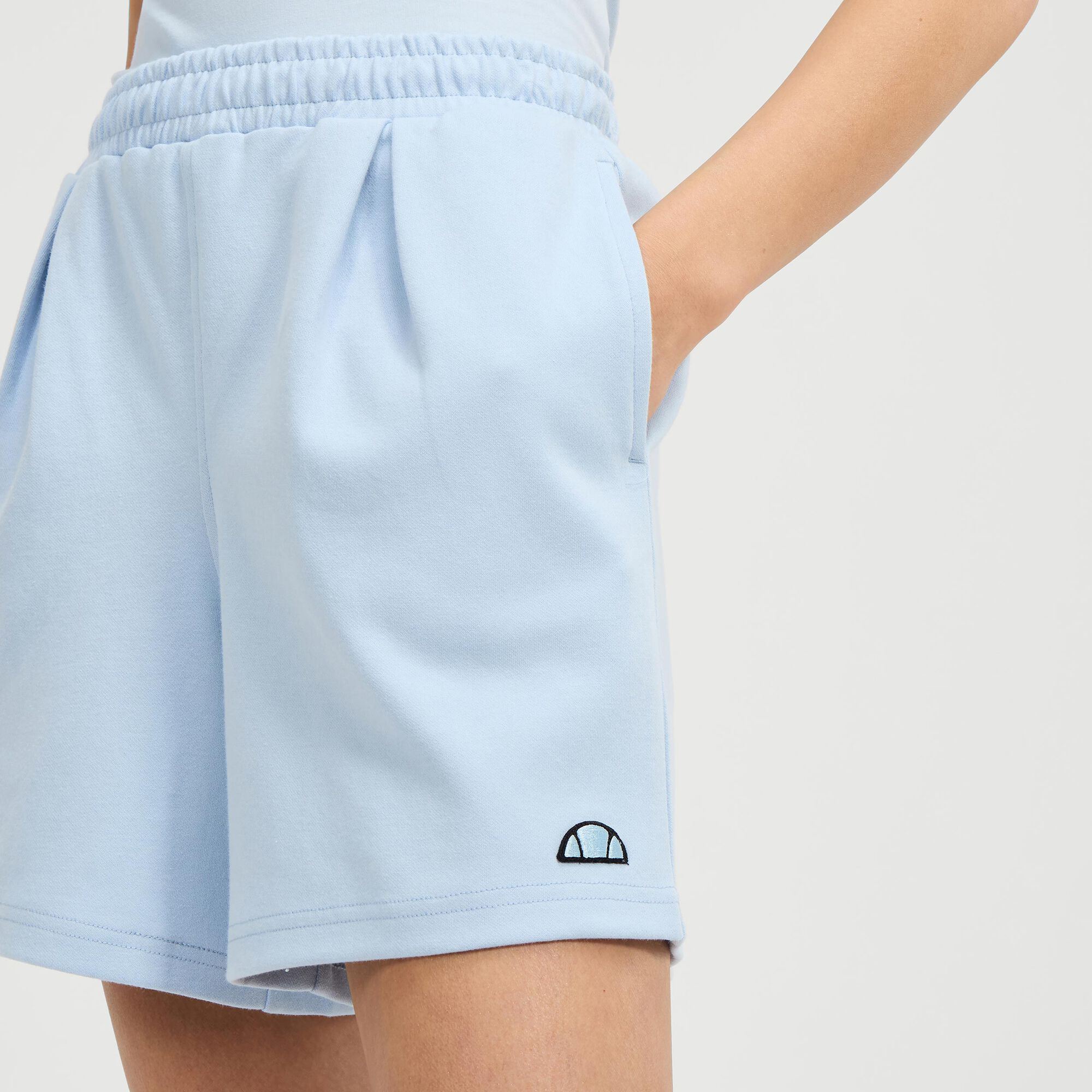 Ellesse