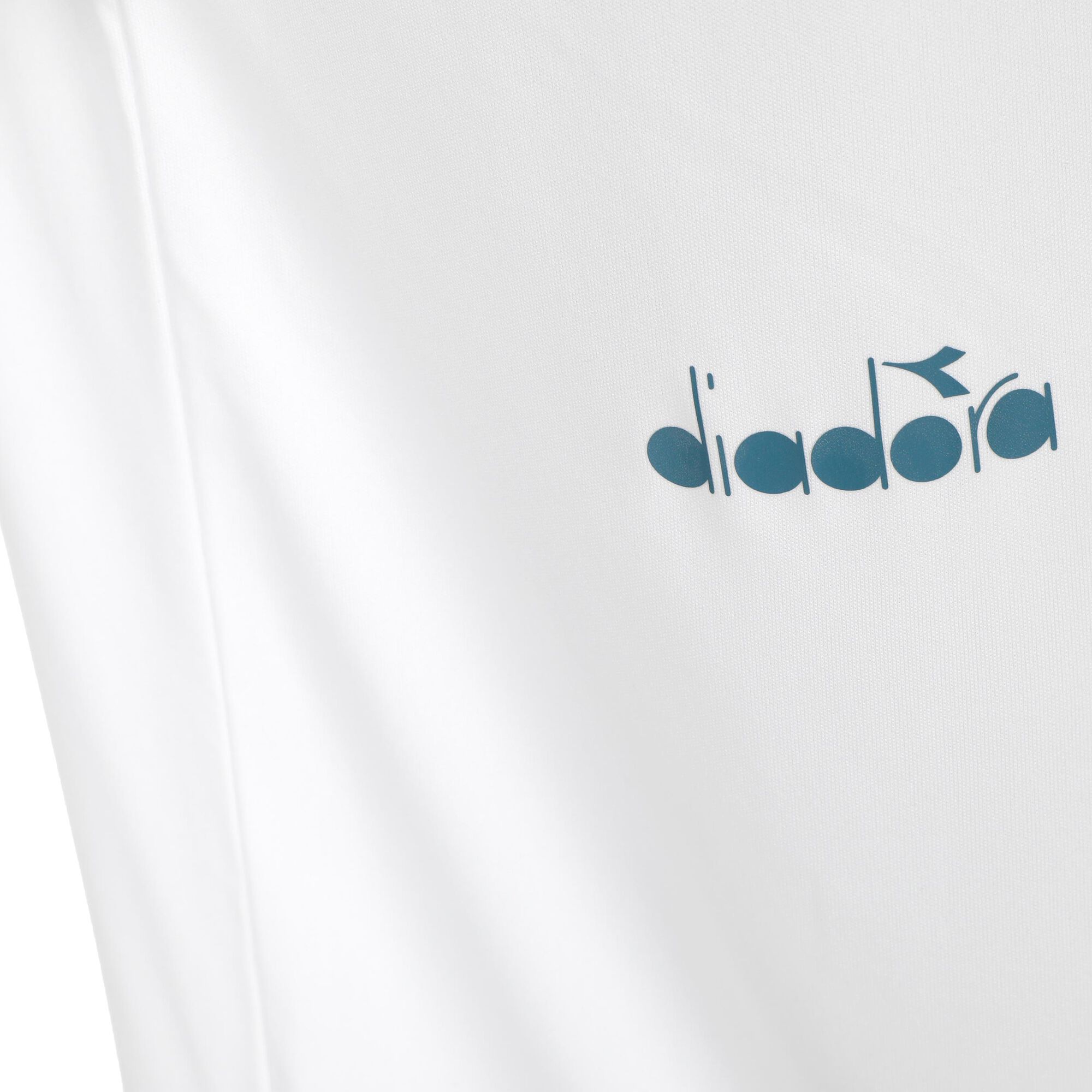 Diadora